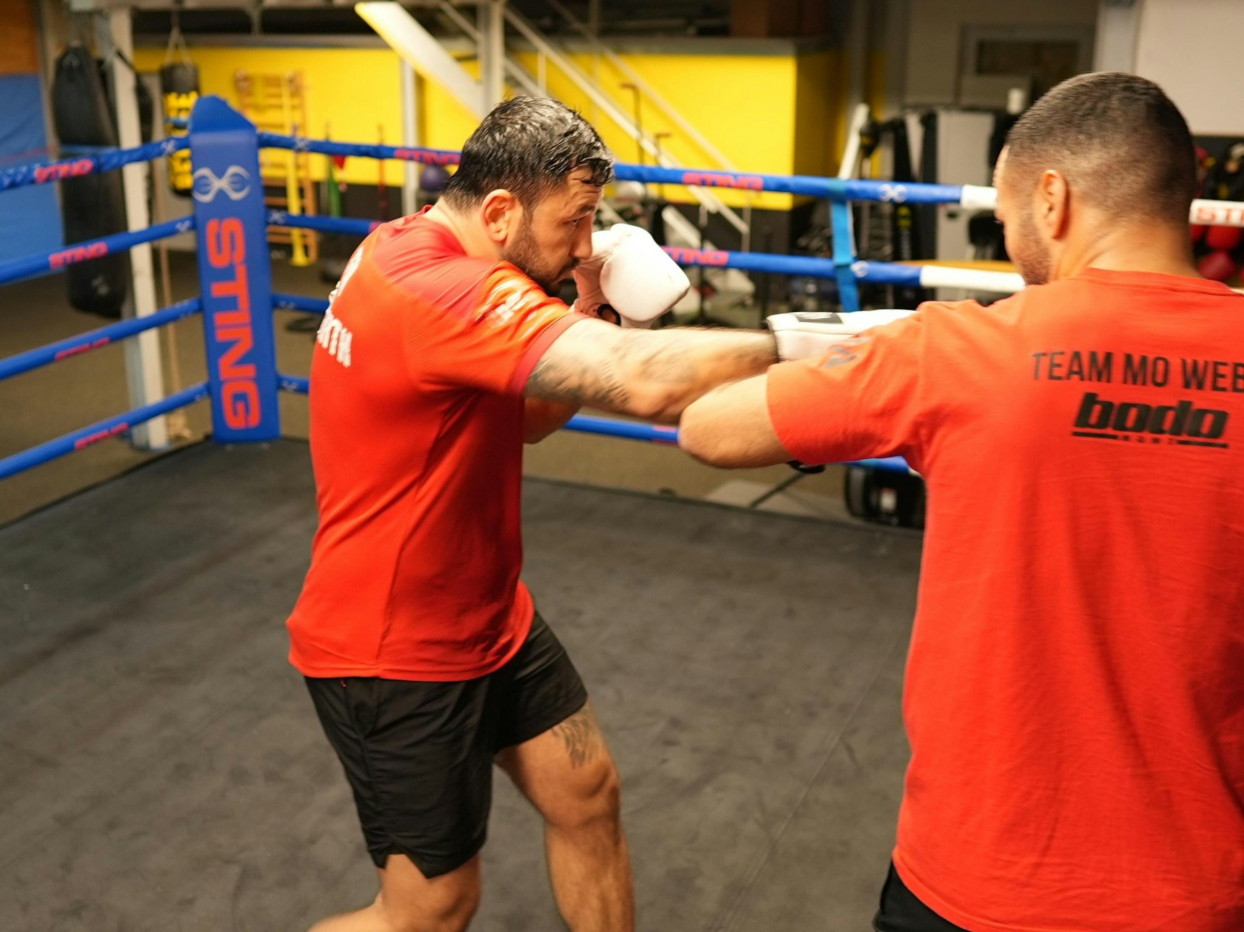 Leon Harth trainiert mit Maurice Weber.