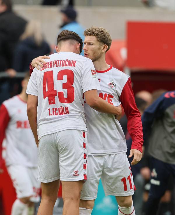 Jaka Cuber Potocnik und Florian Kainz nach dem Spiel gegen den KSC.