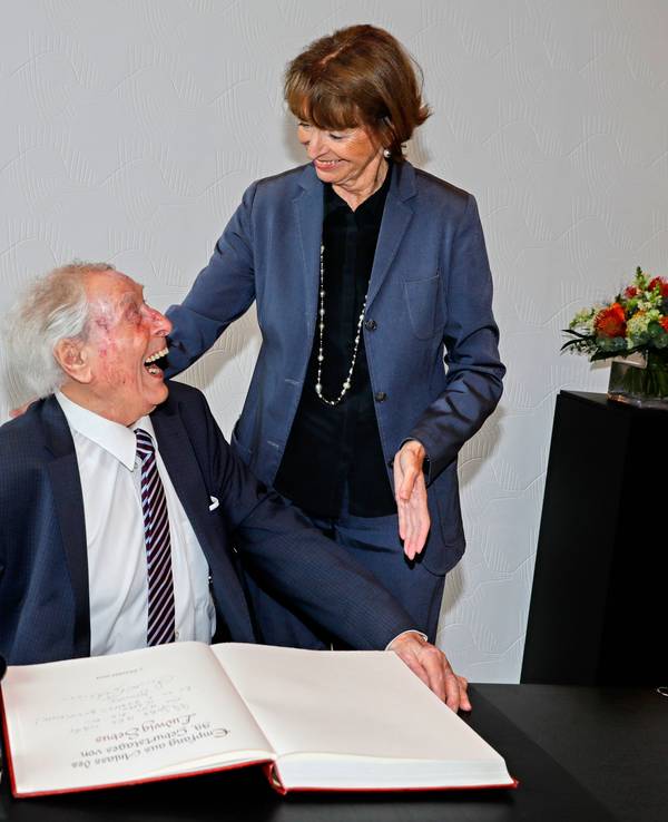 Ludwig Sebus und Oberbürgermeisterin Henriette Reker.