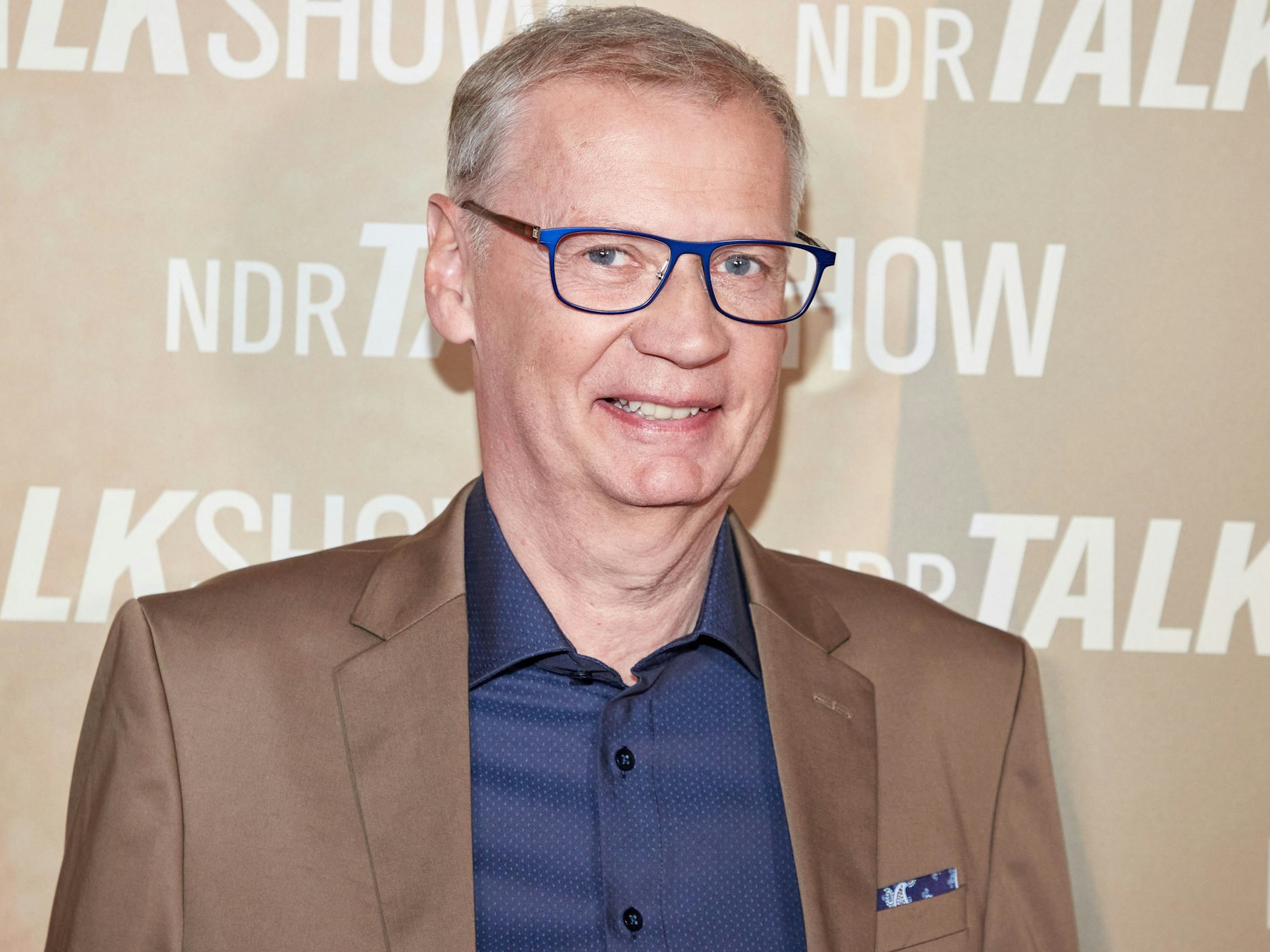 Quizmaster Günther Jauch kommt zur 1000. Sendung der „NDR Talk Show“.