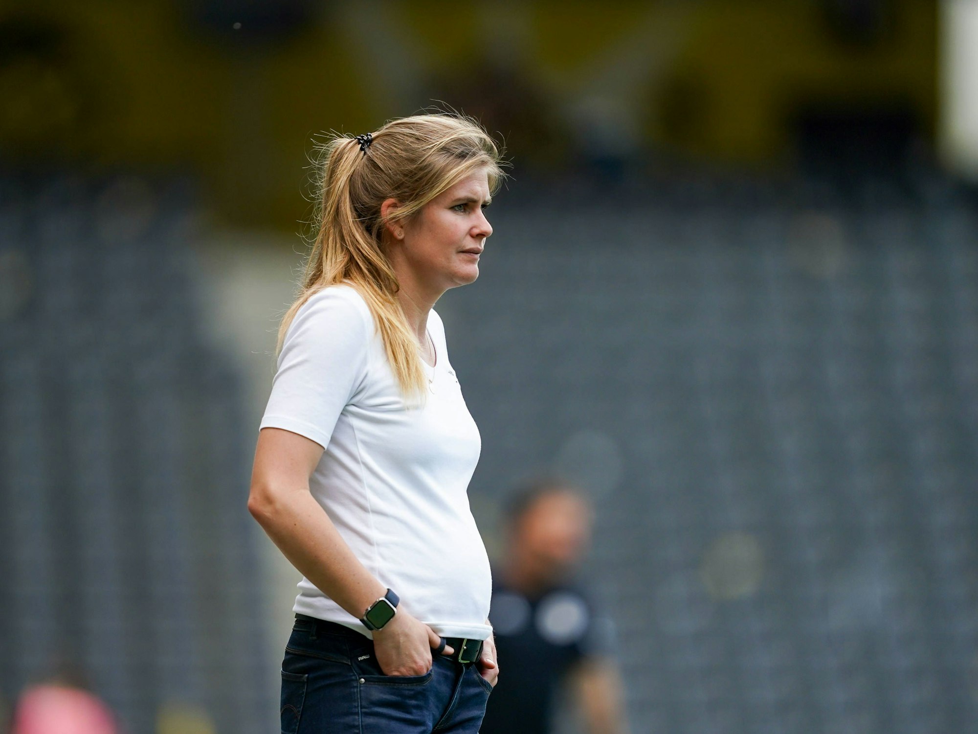 Imke Wübbenhorst an der Seitenlinie.