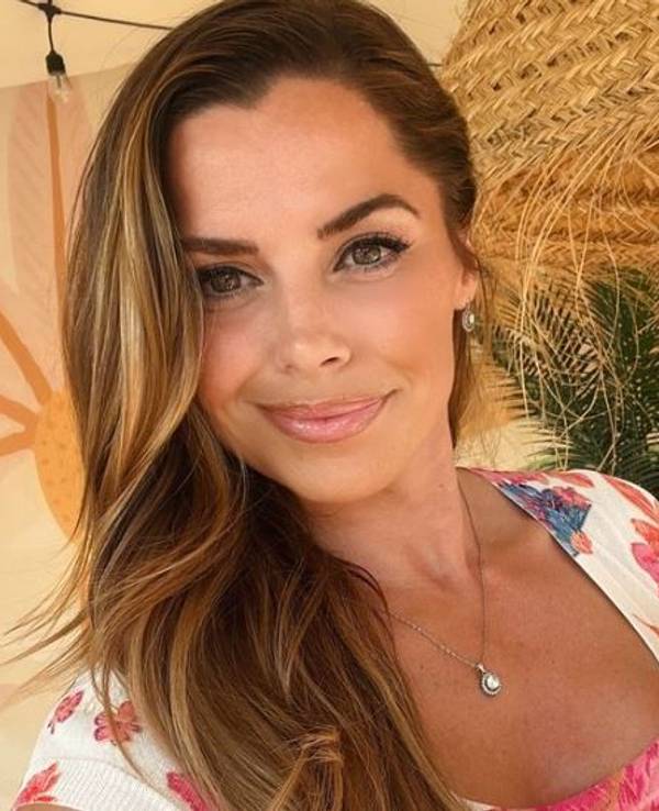 Louise Glover auf einem Selfie, das sie am 27. Juni 2024 auf Instagram hochgeladen hat.