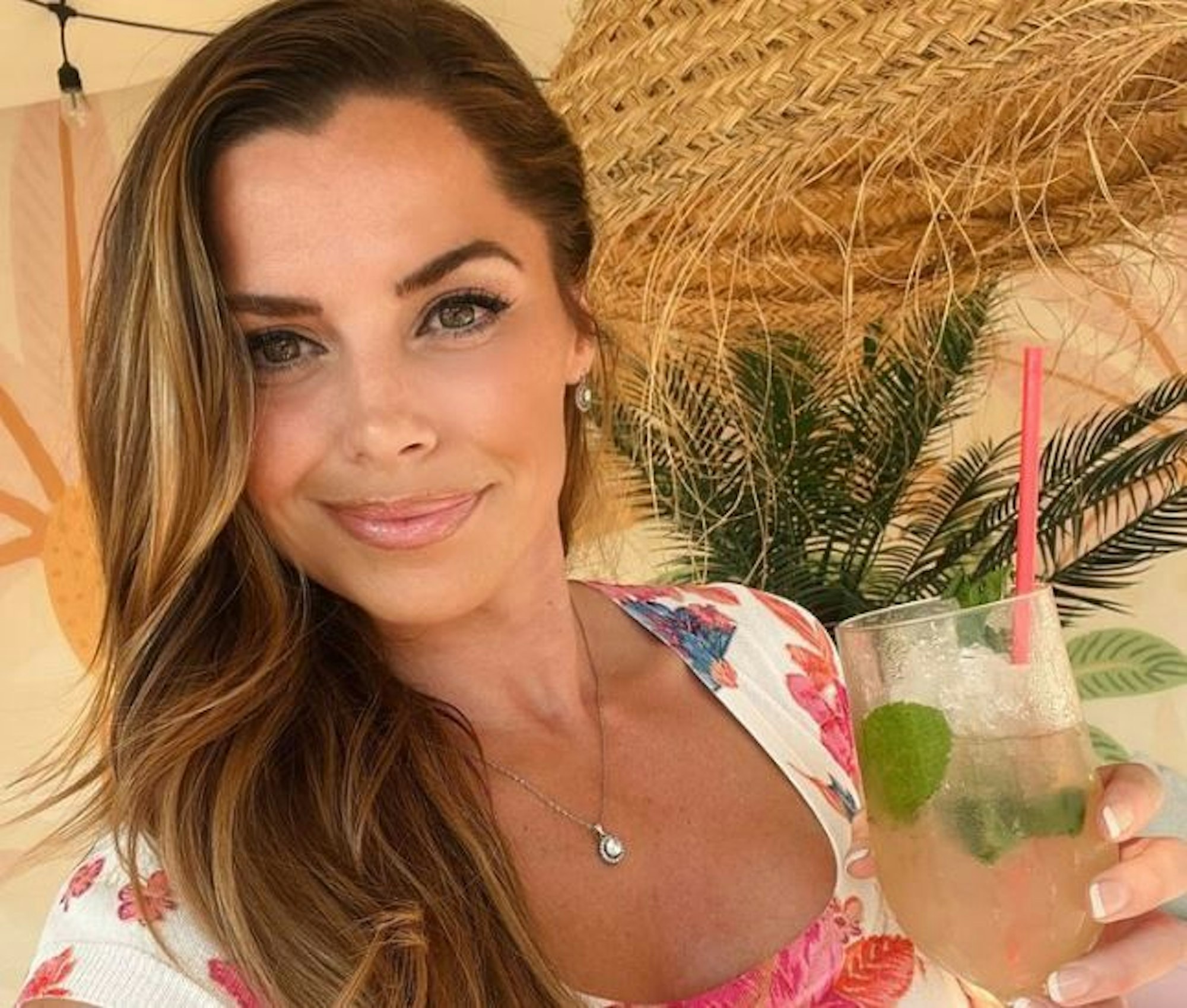 Louise Glover auf einem Selfie, das sie am 27. Juni 2024 auf Instagram hochgeladen hat.