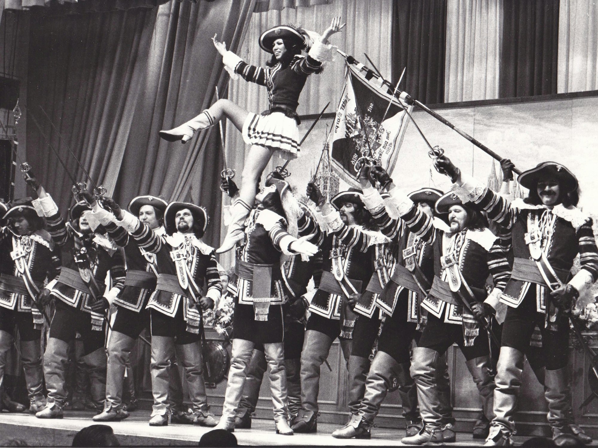 Das Reiter-Korps Jan von Werth auf der Bühne.