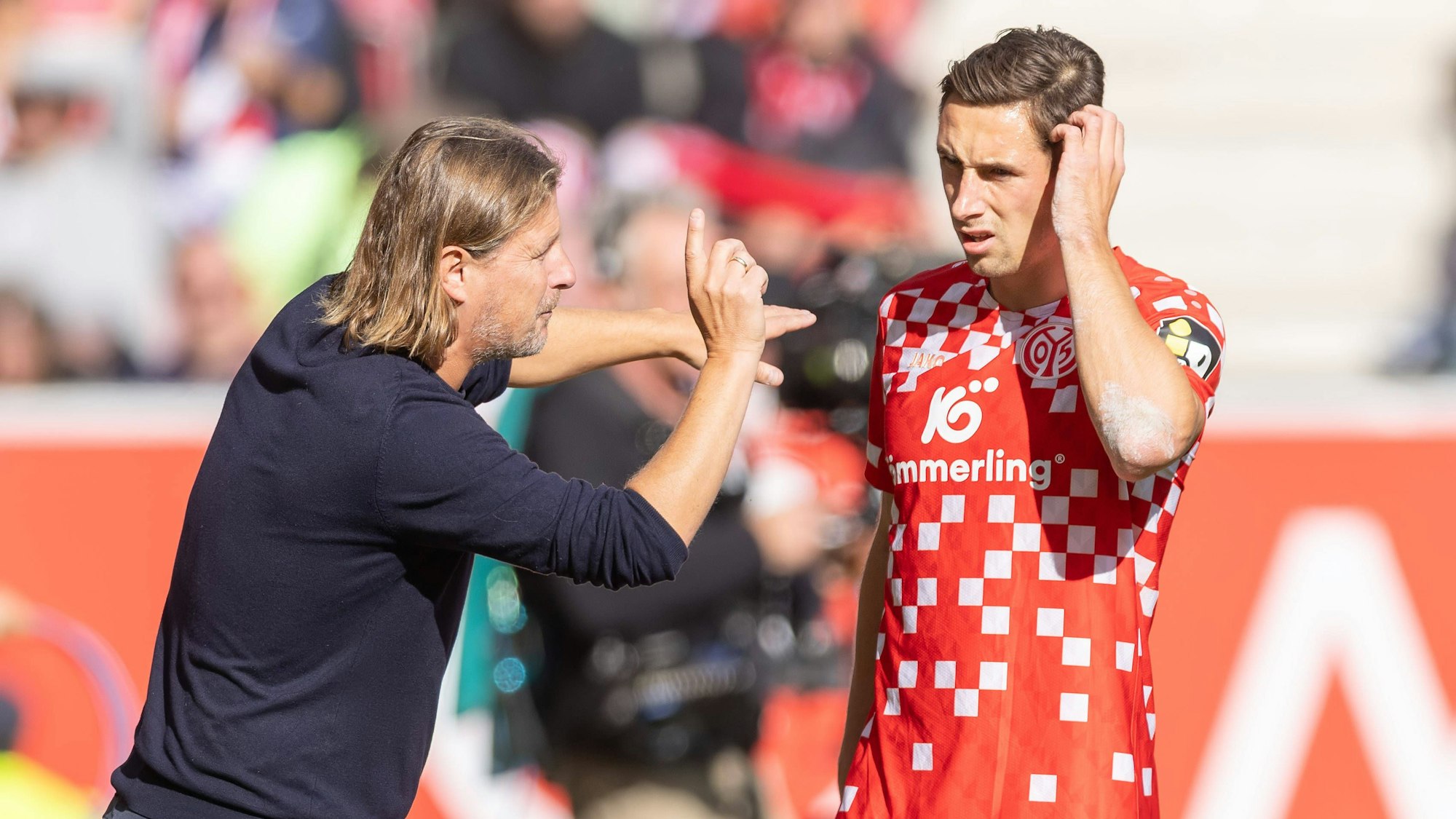 Mainz-Trainer Bo Henriksen und sein Knallhart-Abräumer Dominik Kohr im Bundesliga-Spiel gegen den 1. FC Heidenheim.