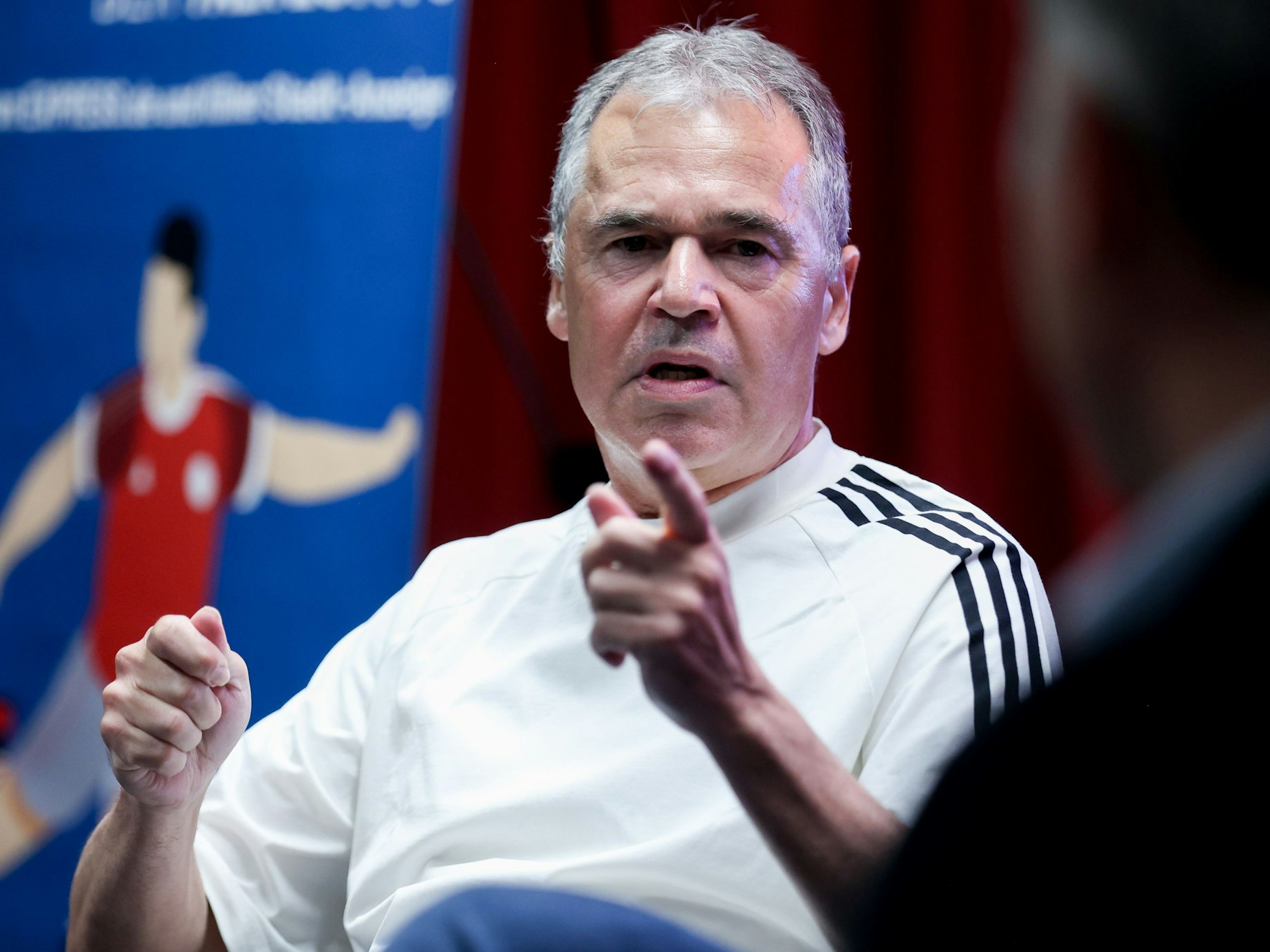 DFB-Geschäftsführer Andreas Rettig im Neven DuMont Haus