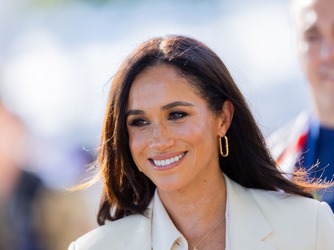 Meghan, Herzogin von Sussex, bei den 6. Invictus Games neben der Merkur Spiel-Arena zur Medaillenzeremonie beim Radfahren.