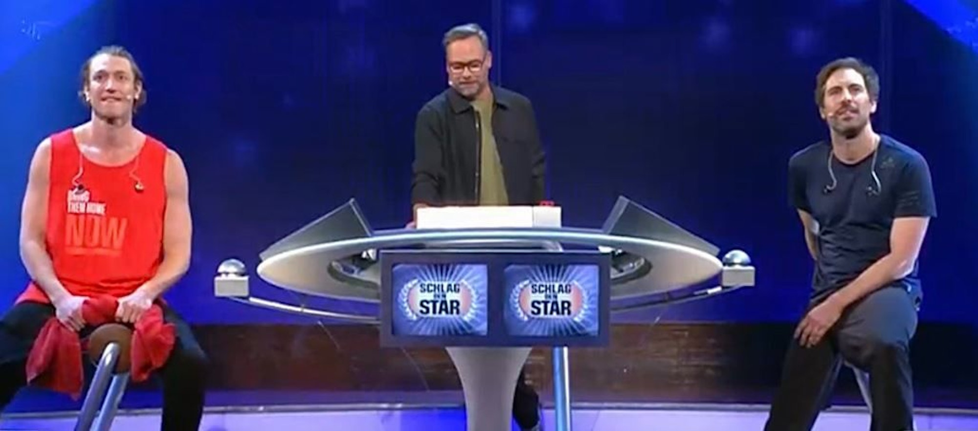 Bei „Schlag den Star“ traten am Samstagabend (12. Oktober 2024) Max Giesinger und Daniel Donskoy zum Duell an. In der Mitte: Moderator Matthias Opdenhövel