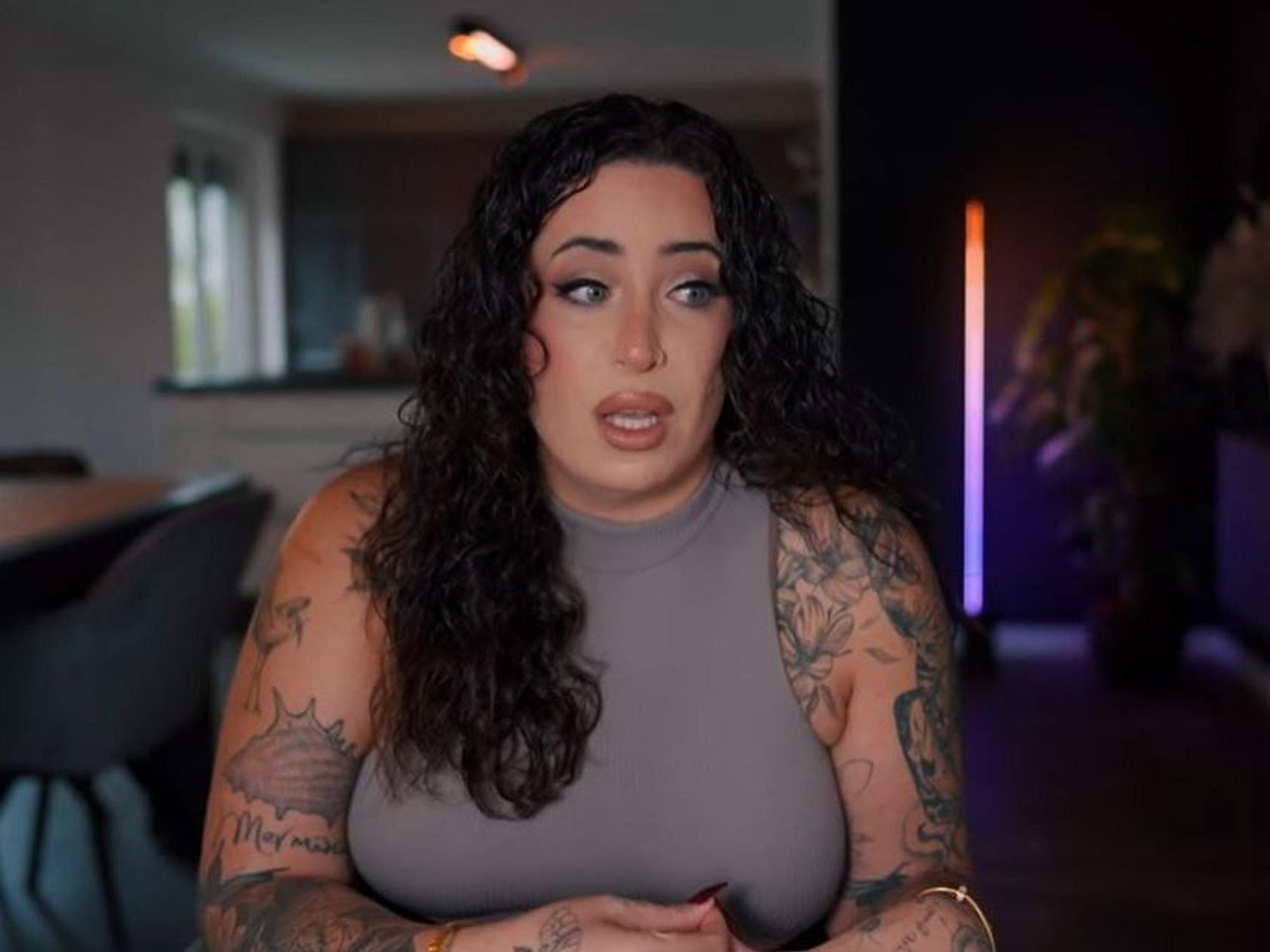 Jolina Mennen legt am 13. Oktober 2024 in einem Youtube-Video eine Alkohol-Beichte ab.