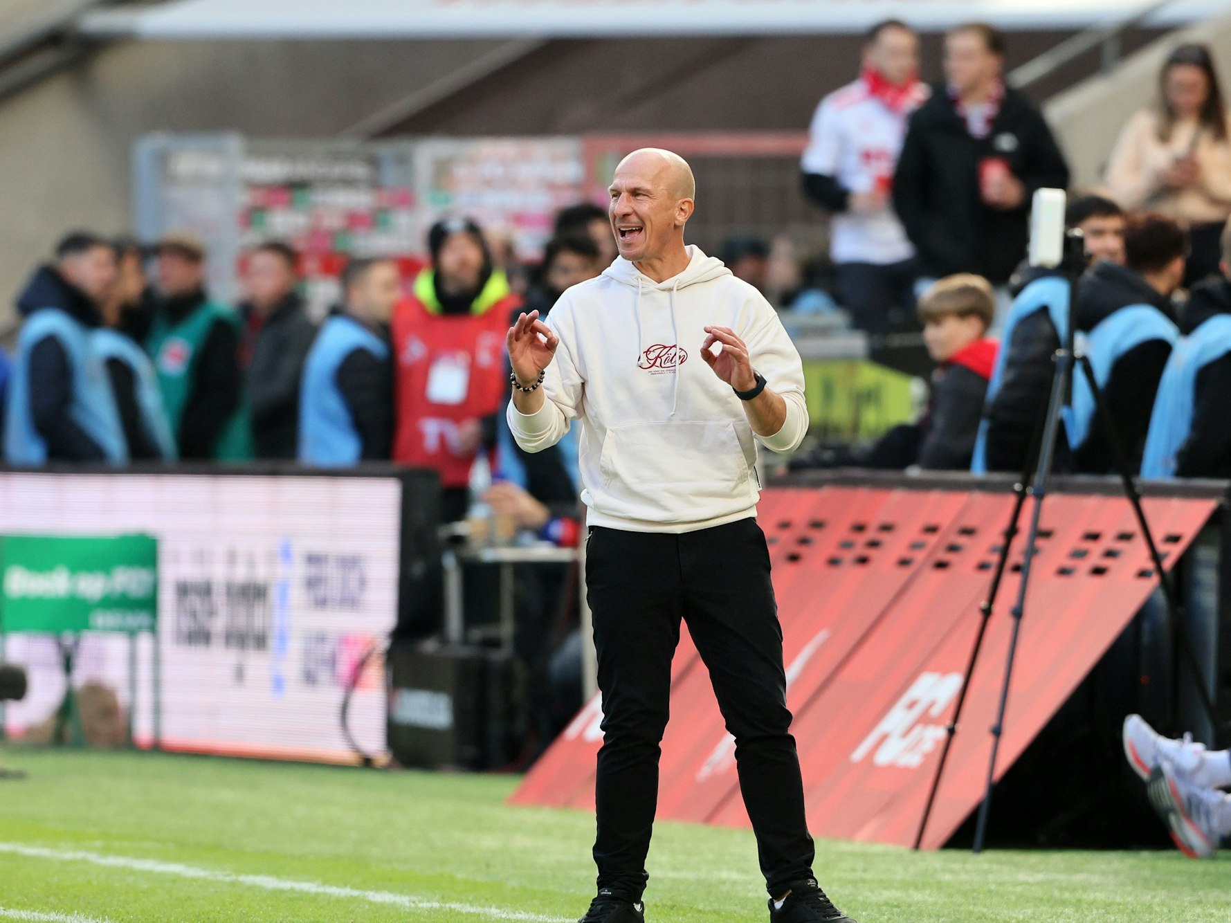 Gerhard Struber beim Spiel gegen den SSV Ulm.