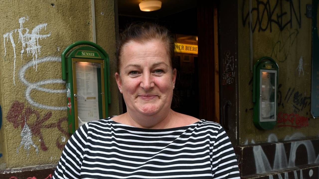 Maureen Wolf betreibt das Lokal „Bei Oma Kleinmann“ auf der Zülpicher Straße.