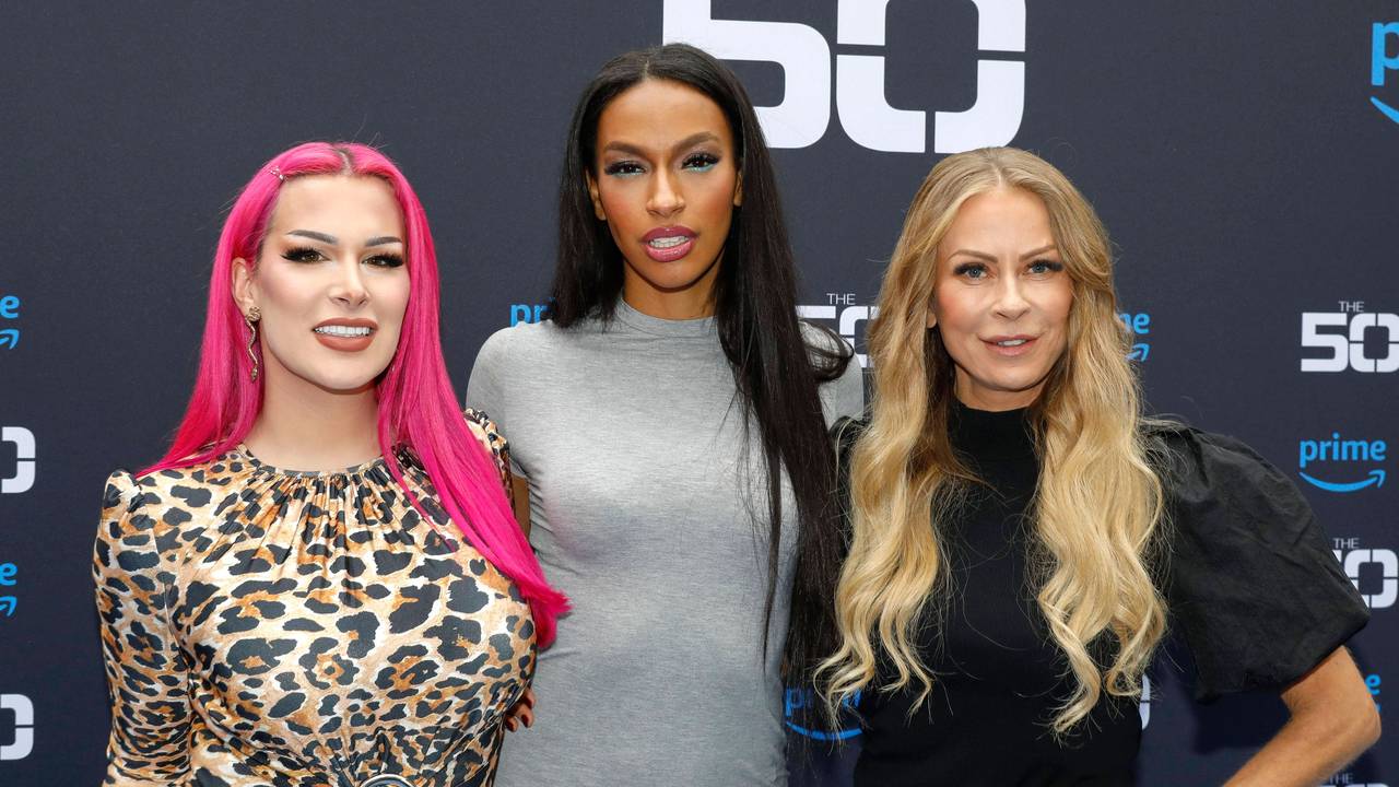Raffa Plastic, Cecilia Asoro und Jenny Elvers beim Photocall zur Amazon Prime Video Reality-Show „The 50“ in der Wolkenburg.