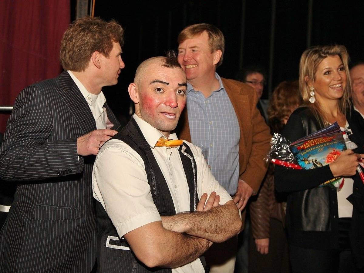 Ilja Smitt (links) mit seinem Zirkusfreund König Willem-Alexander (rechts)
