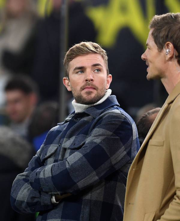 TV-Experte Christoph Kramer gemeinsam mit „Prime“-Moderator Alex Schlüter vor dem Duell zwischen Borussia Dortmund und Celtic Glasgow am 1. Oktober 2024.