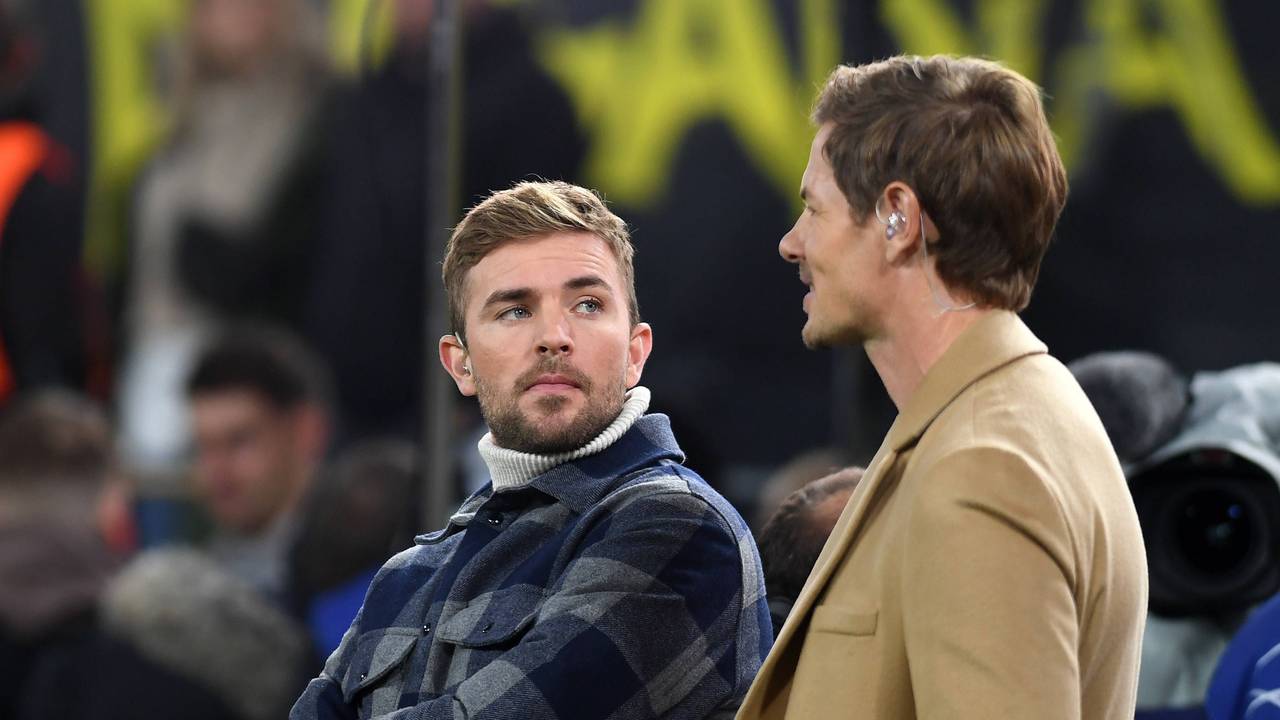 TV-Experte Christoph Kramer gemeinsam mit „Prime“-Moderator Alex Schlüter vor dem Duell zwischen Borussia Dortmund und Celtic Glasgow am 1. Oktober 2024.