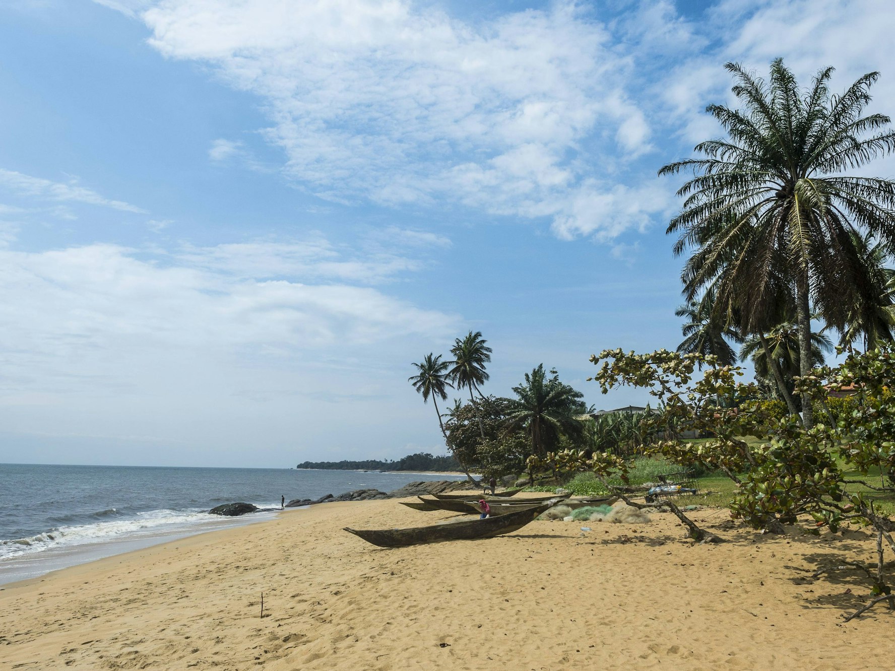 Der wunderschöne Strand in Kribi, Kamerun (Afrika).