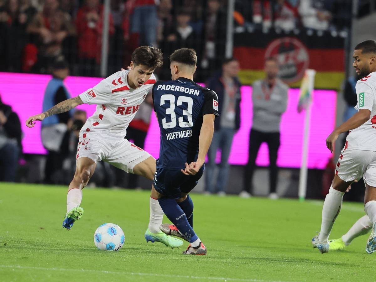 Denis Huseinbasic im Zweikampf Marcel Hoffmeier.