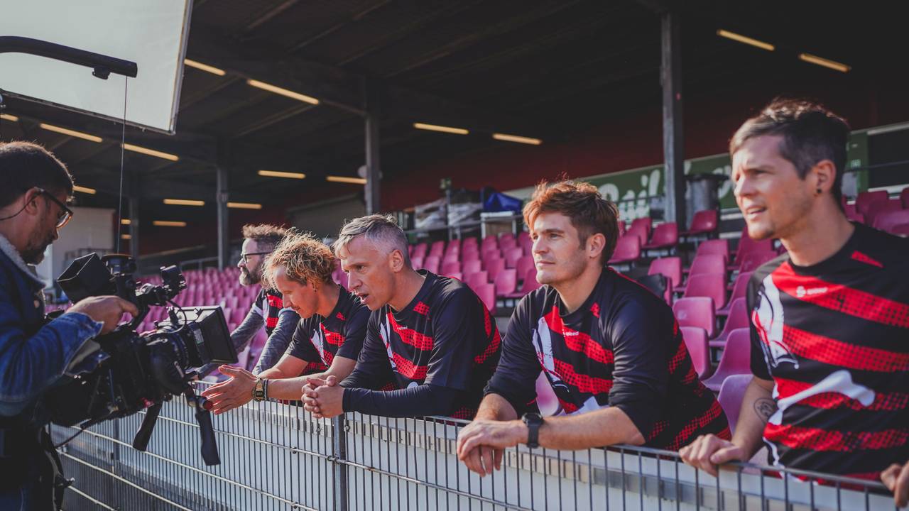 Kasalla beim Videodreh im Südstadion.