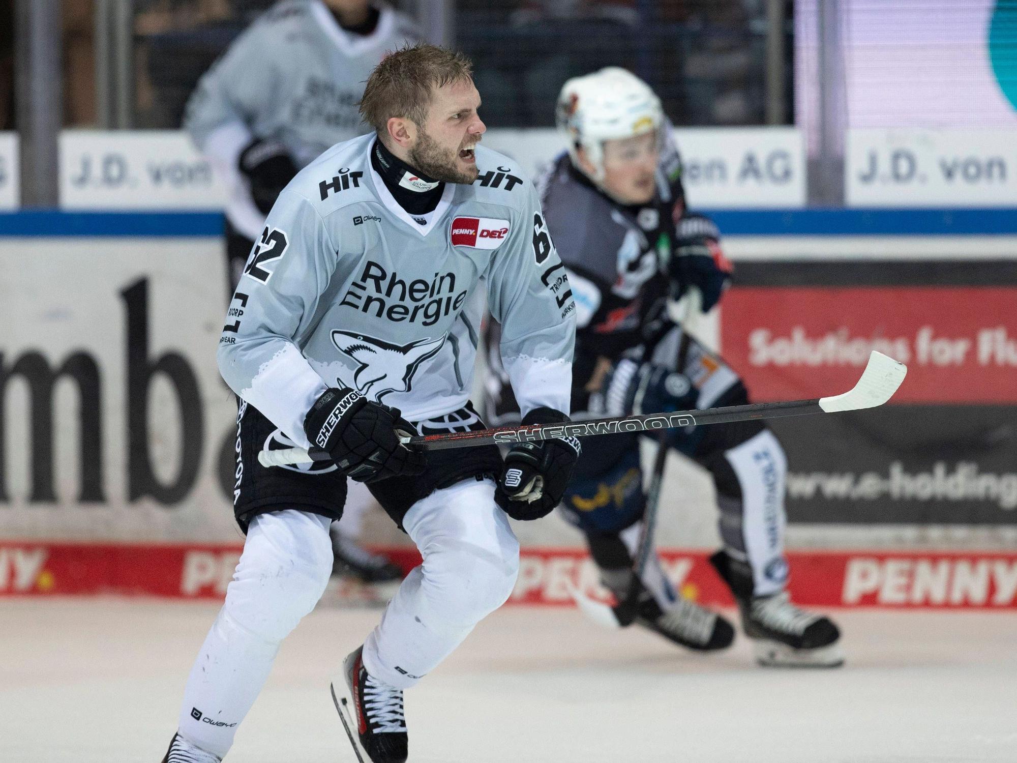 Parker Tuomie im Trikot der Kölner Haie.