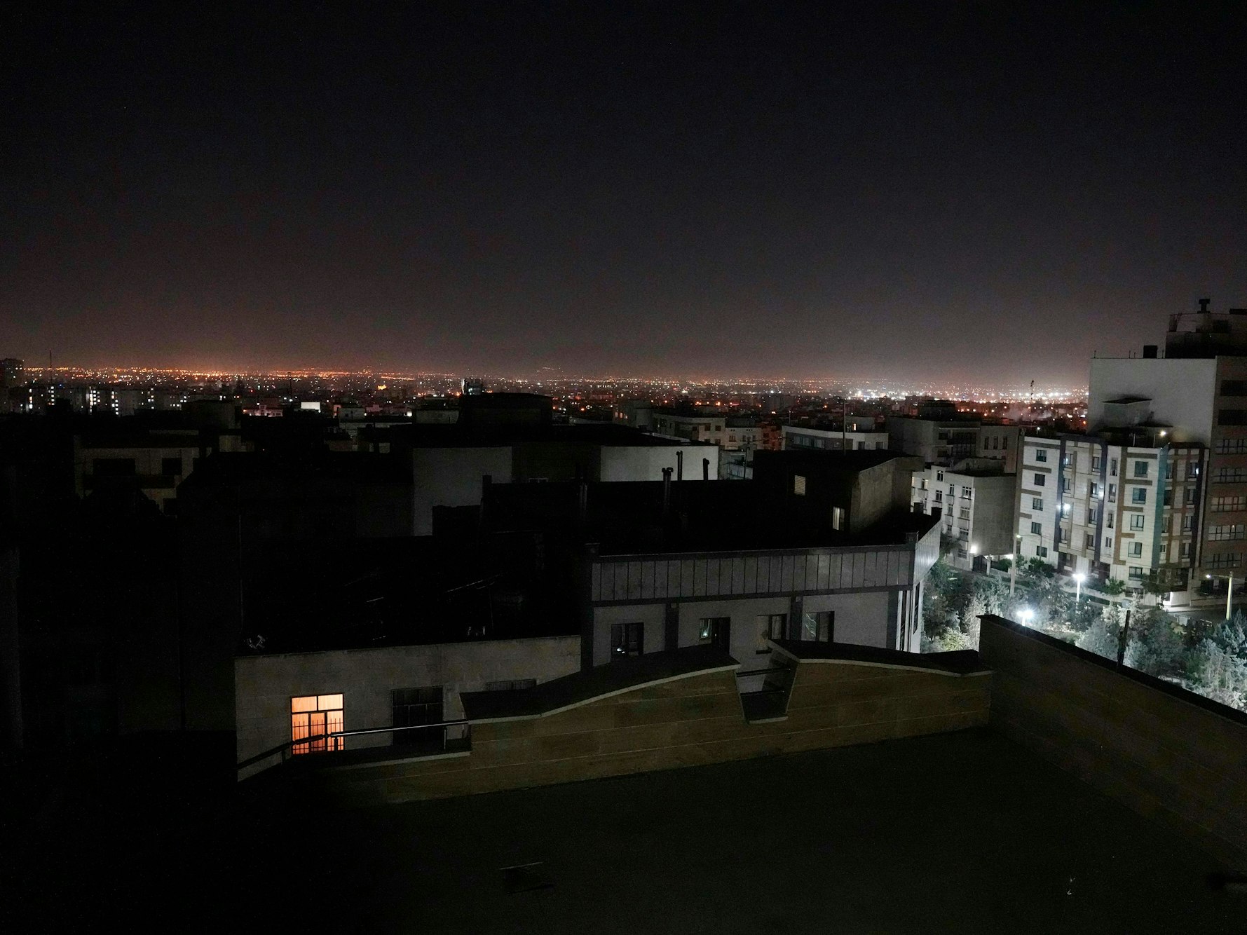 Blick auf die iranische Hauptstadt Teheran am frühen Samstagmorgen (26. Oktober 2024)