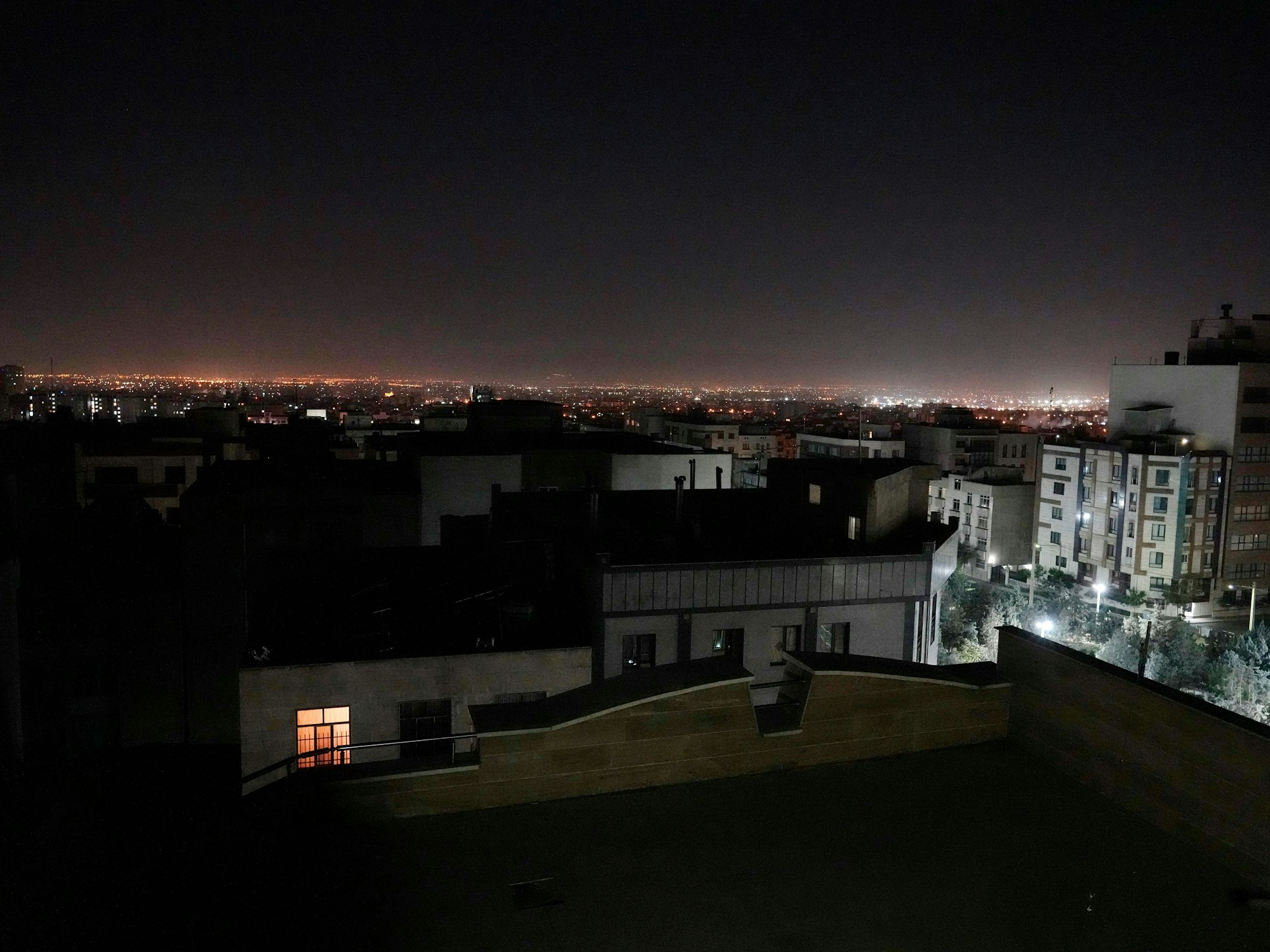 Blick auf die iranische Hauptstadt Teheran am frühen Samstagmorgen (26. Oktober 2024)