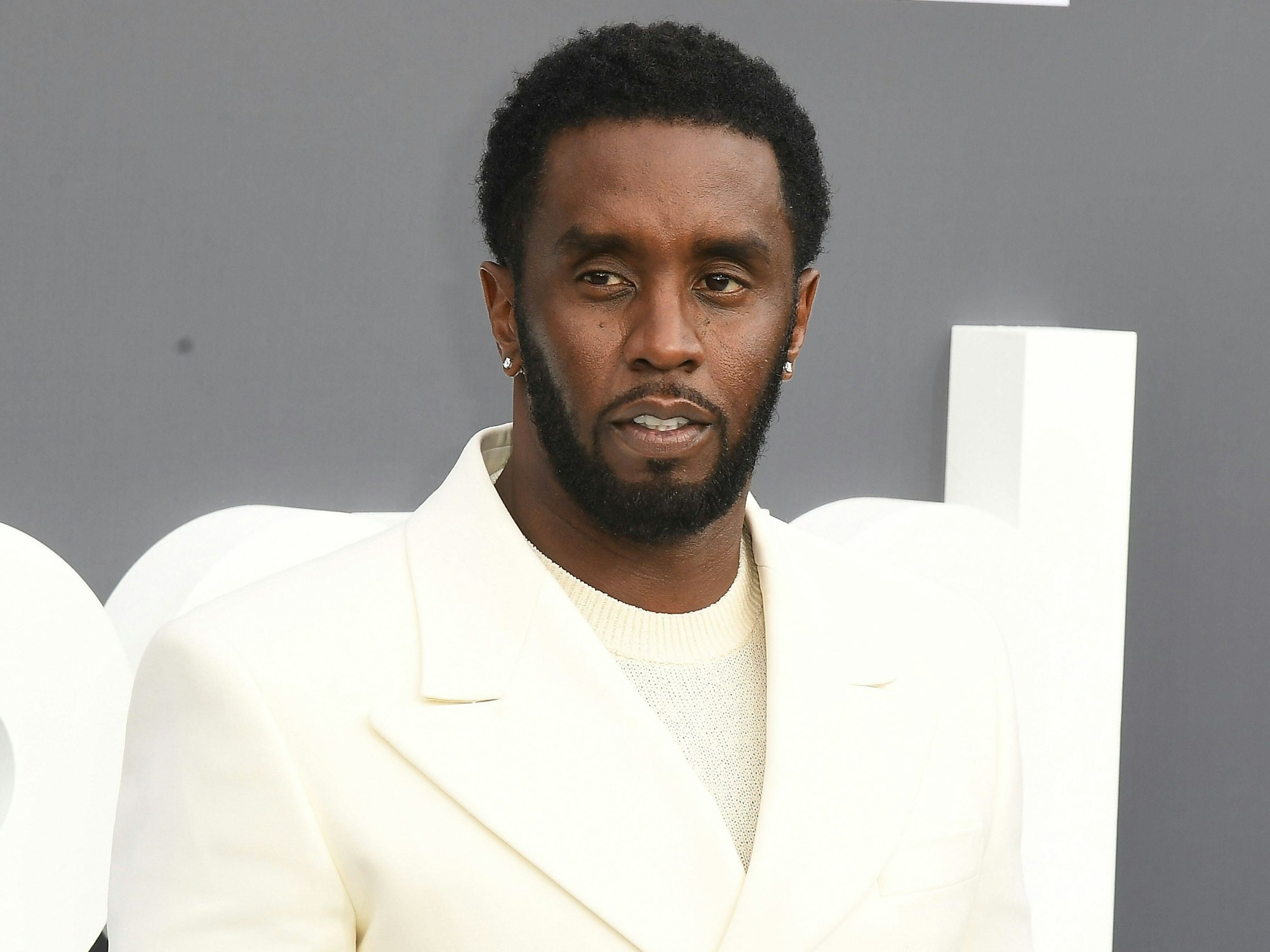 Sean Combs nimmt am 15. Mai 2022 an den Billboard Music Awards 2022 in der MGM Grand Garden Arena in Las Vegas, Nevada, teil.