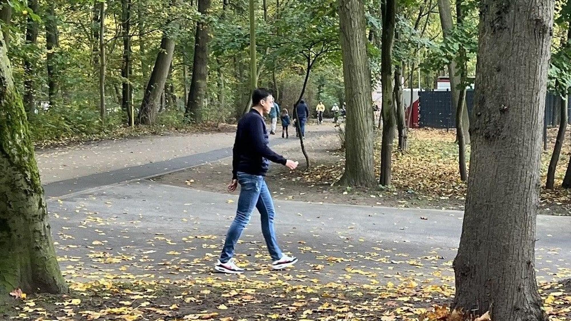 Christian Keller am Geißbockheim.