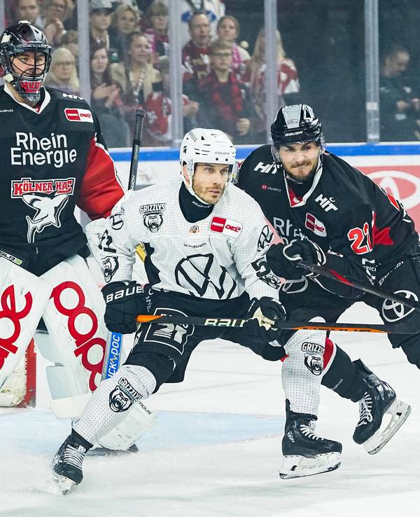 Julius Hudacek (l.), Andy Miele (M.) und Maximilian Glötzl.