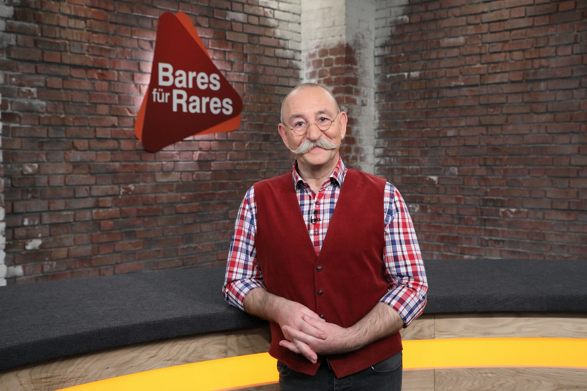 Horst Lichter im Studio von Bares für Rares.