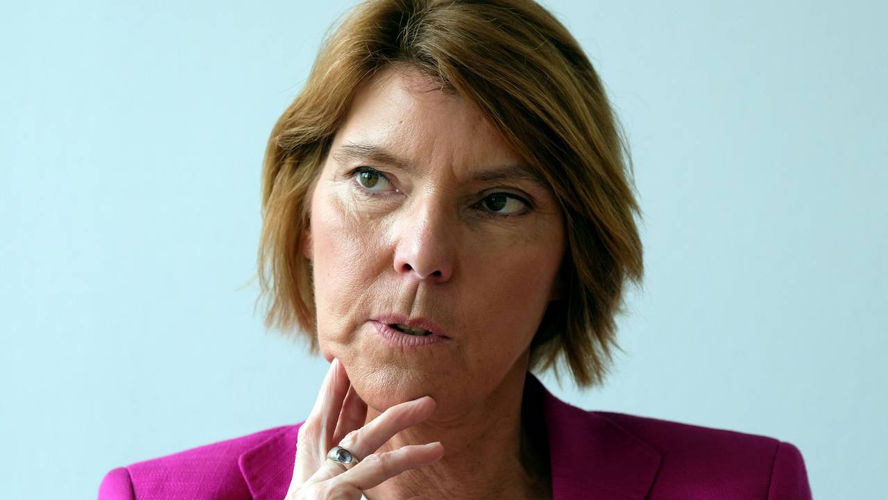 Bettina Böttinger bei einem Interview.