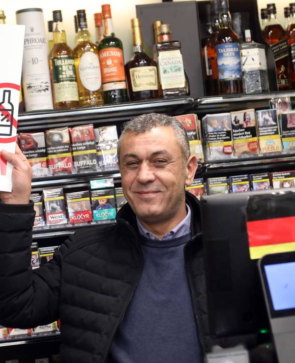 Kenan Aslan mit der Kampagne „Keine Kurze für Kurze“.