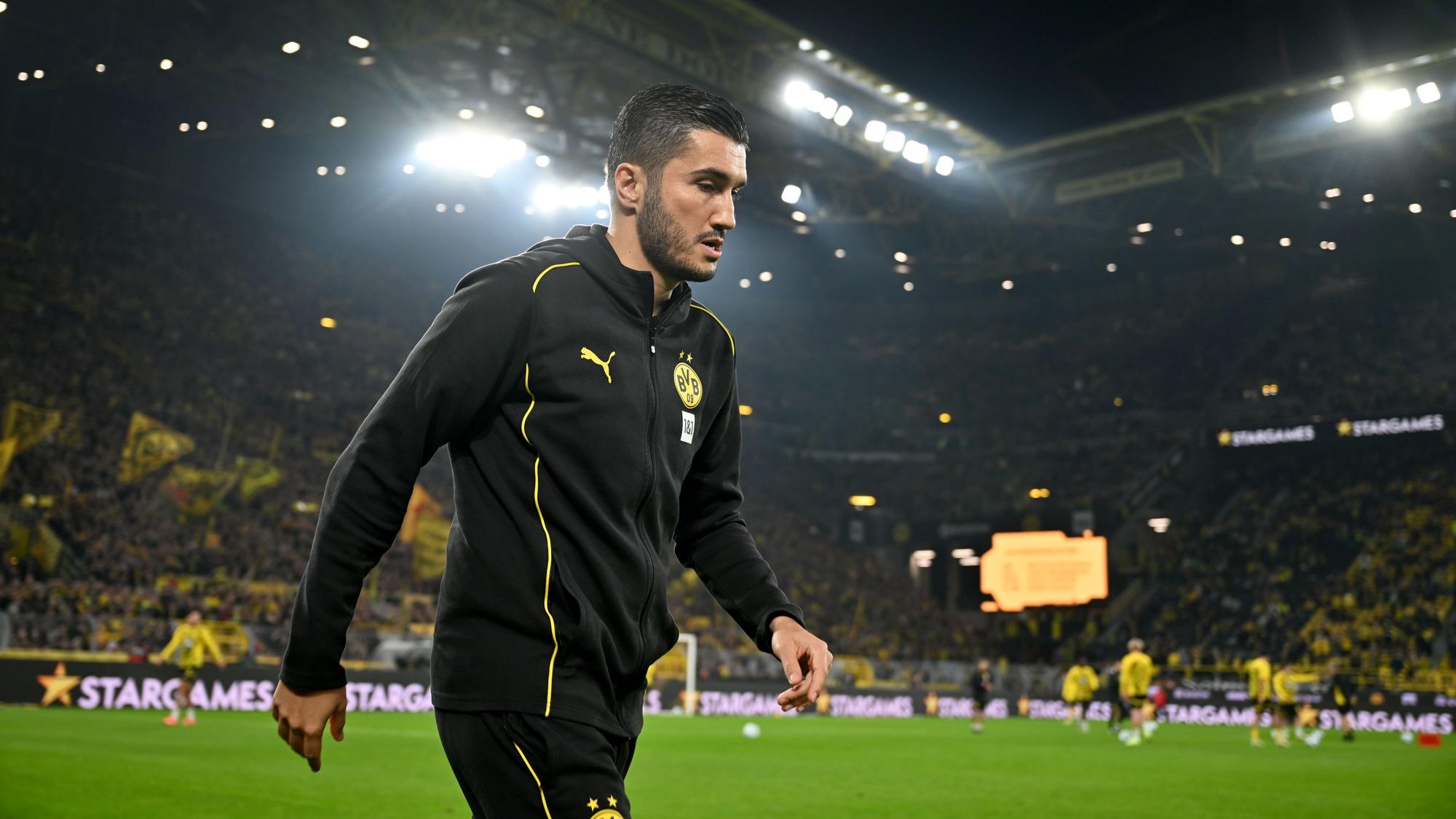Nur Sahin kommt ins Stadion.