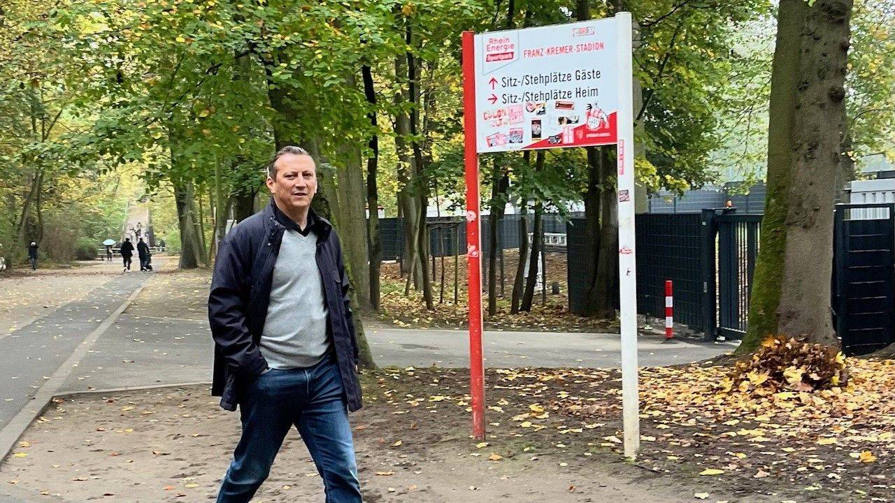 Lionel Souque am Frenz-Kremer-Stadion in Köln.