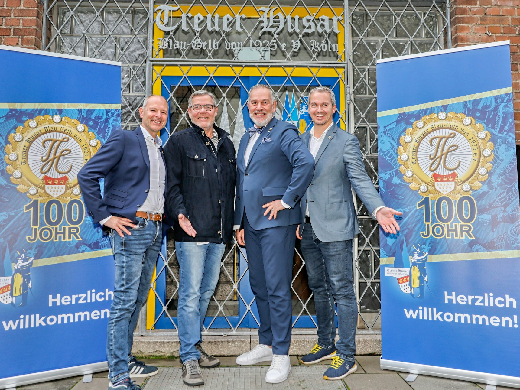 Dirk Lüssem, Berthold Diller, Markus Simonian und Björn Zimmer von der KG Treuer Husar.