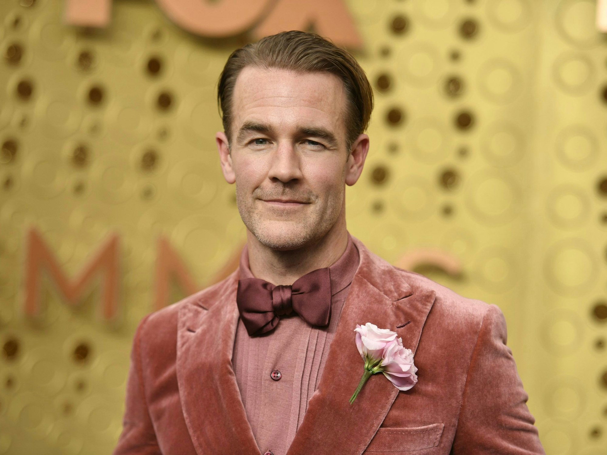 James van der Beek, Schauspieler aus den USA, trifft im Microsoft Theater in Los Angeles zu den 71. Primetime Emmy Awards ein