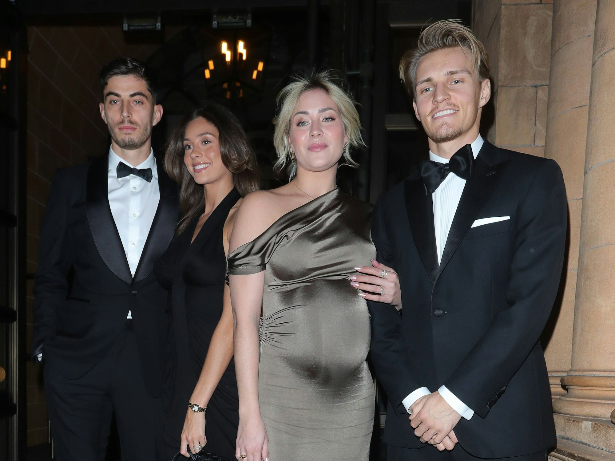 Helene Spilling und Martin Ödegaard auf dem Roten Teppich.