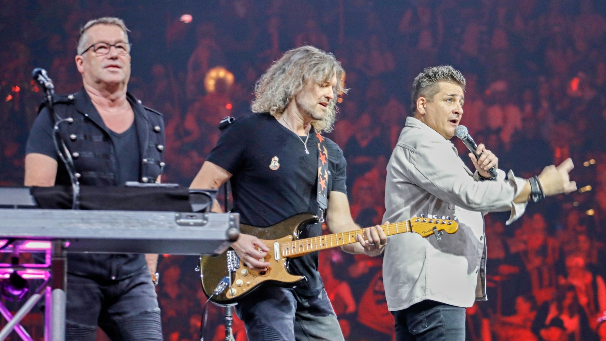 Die Domstürmer auf der Bühne in der Lanxess-Arena.