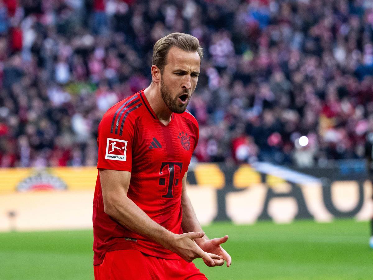 Harry Kane reagiert.