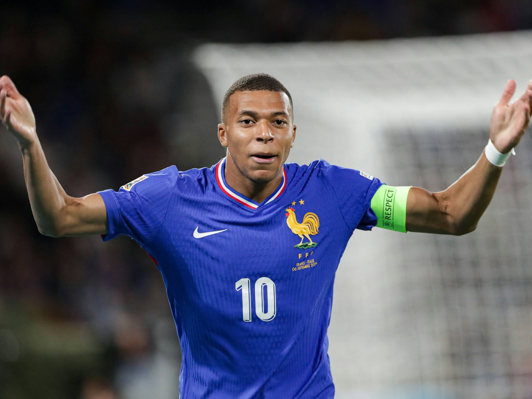 Kylian Mbappé als Kapitän im Nations League Spiel gegen Italien.