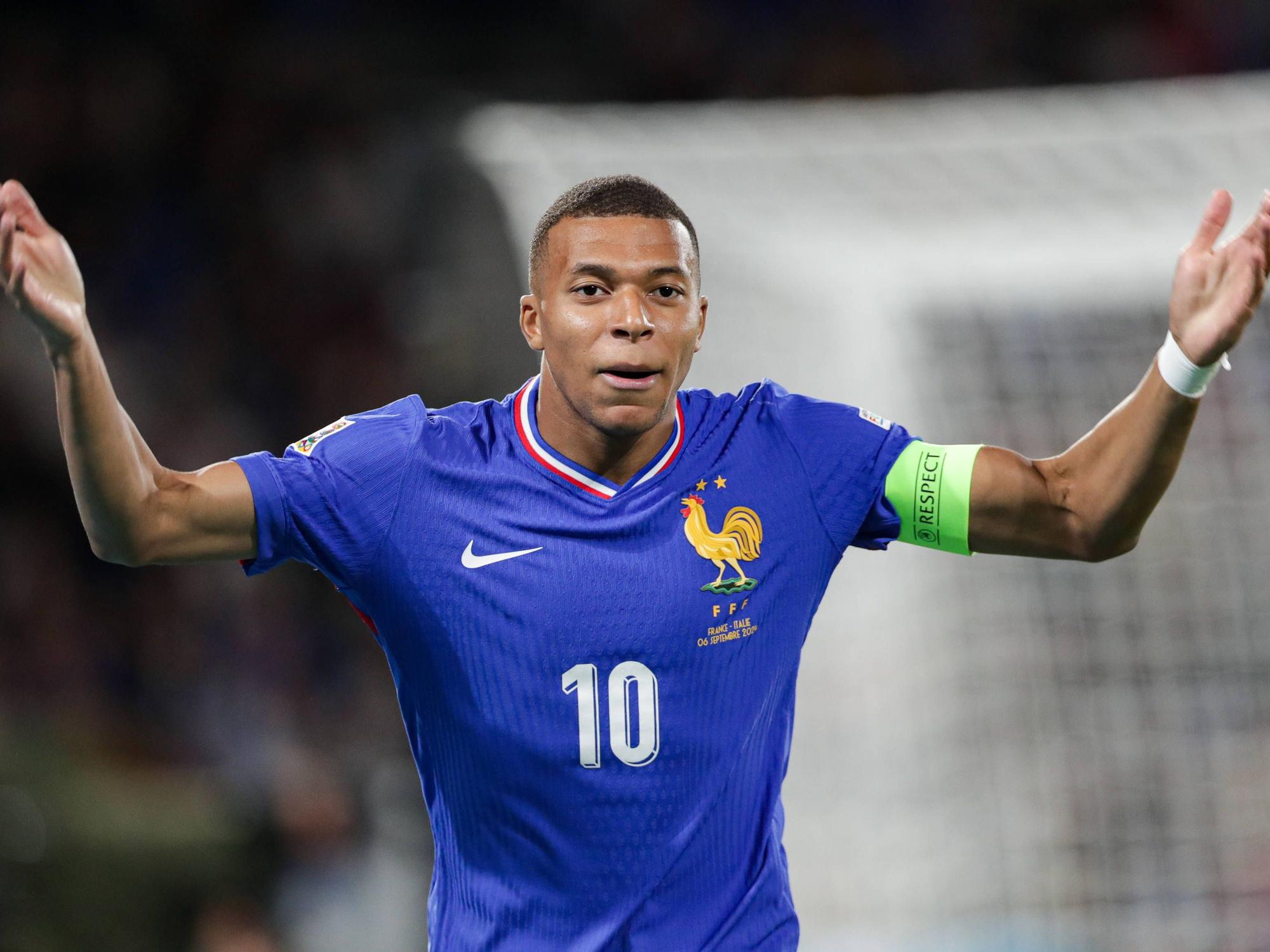 Kylian Mbappé als Kapitän im Nations League Spiel gegen Italien.