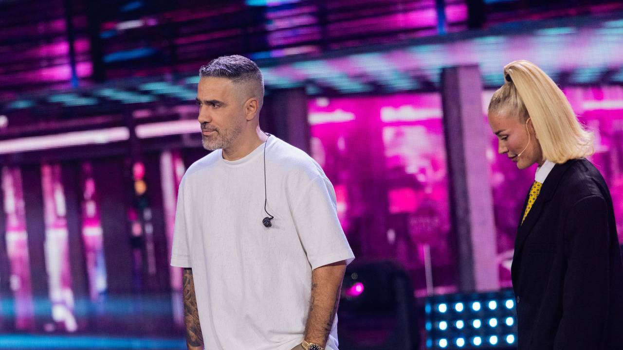 Überraschungsgast Bushido und Jurymitglied Loredana stehen im Finale der RTL Castingshow „Deutschland sucht den Superstar“ im Coloneum auf der Bühne.