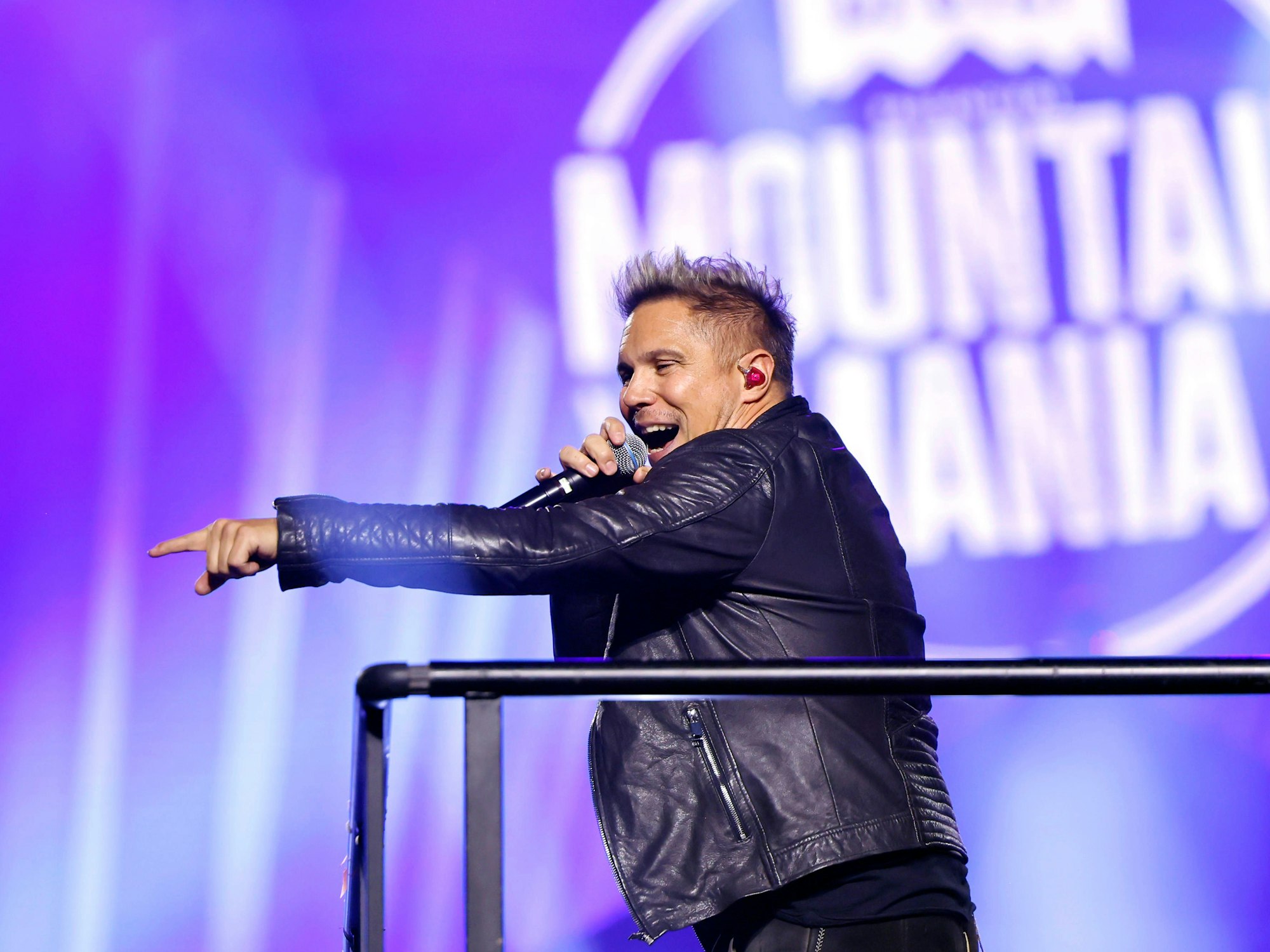 Musiker Matty Valentino bei dem Partyschlager-Event „Mountain-Mania“.