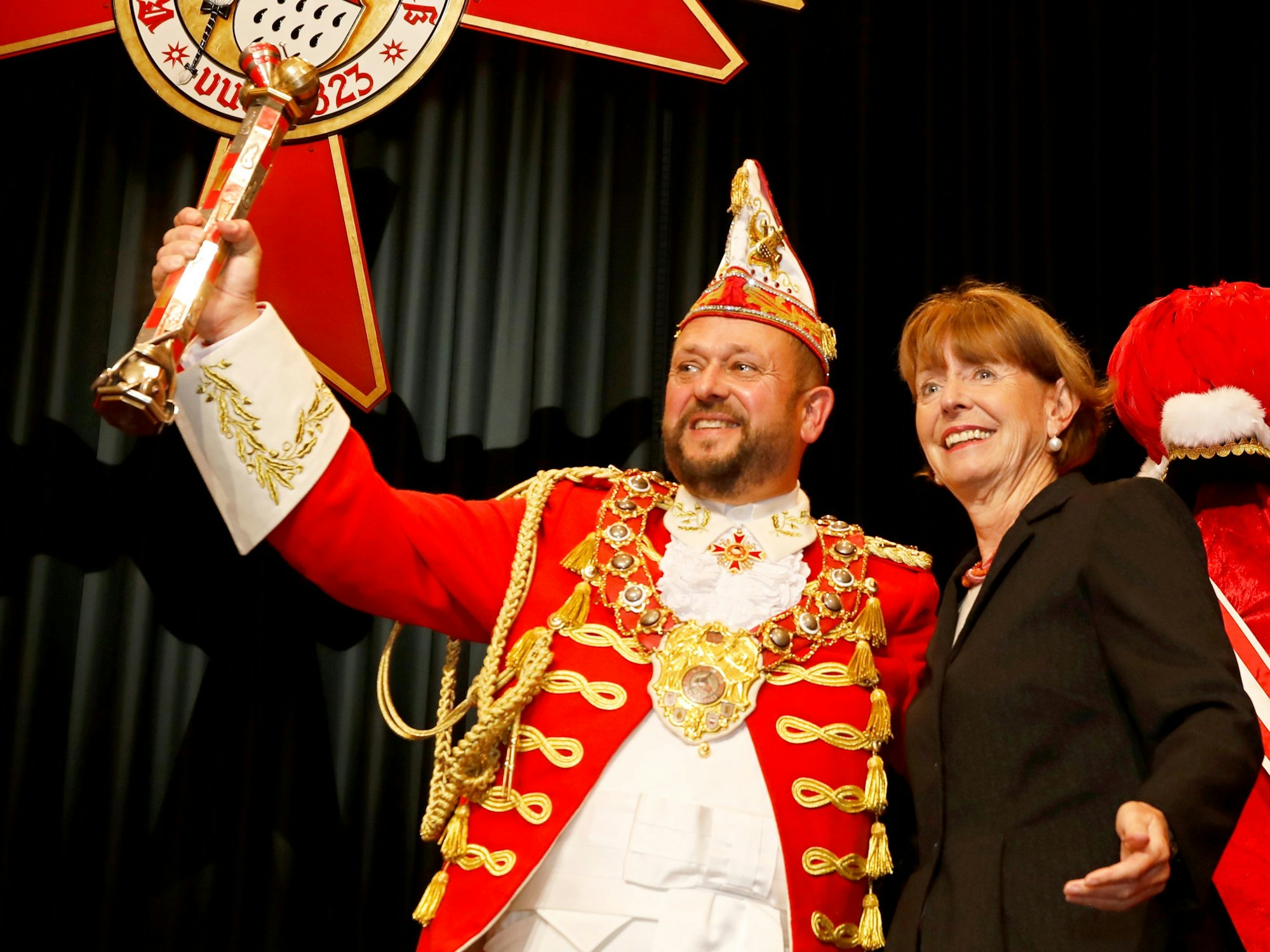 Dirk Wissmann neben Oberbürgermeisterin Henriette Reker.