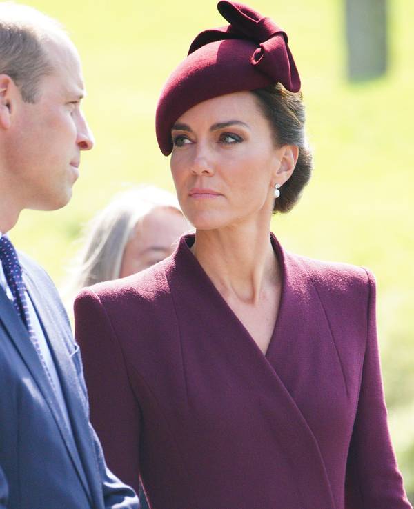 Prinzessin Kate und Prinz William reden miteinander.