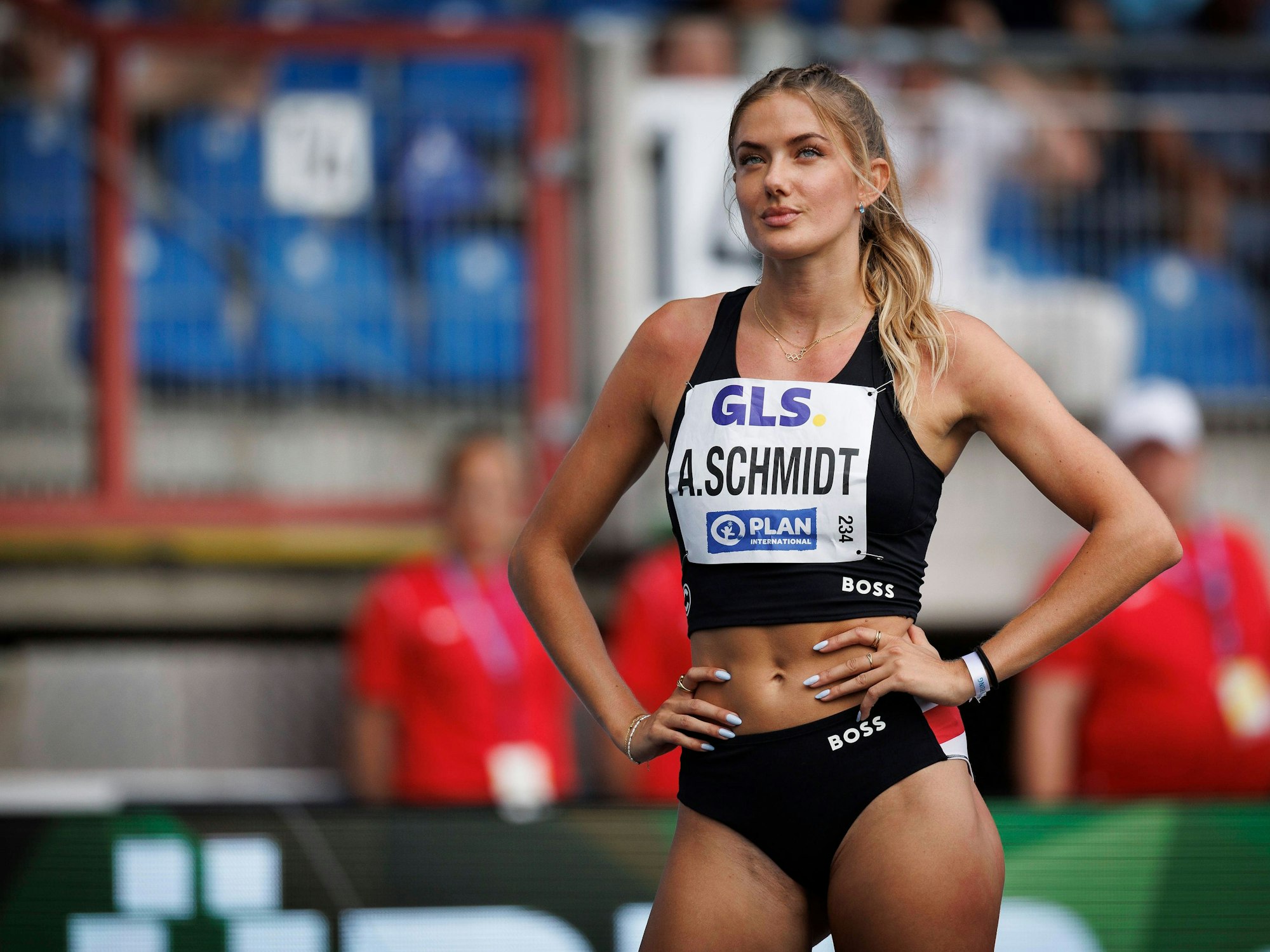 Alica Schmidt vor dem Start bei den Deutschen Meisterschaften.