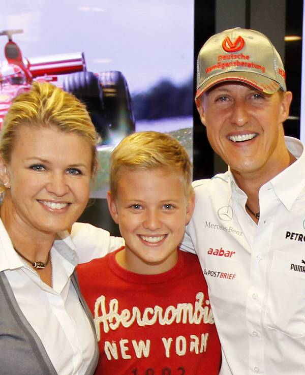 Corinna, Michael und Mick Schumacher am 1. September 2012 am Nürburgring.