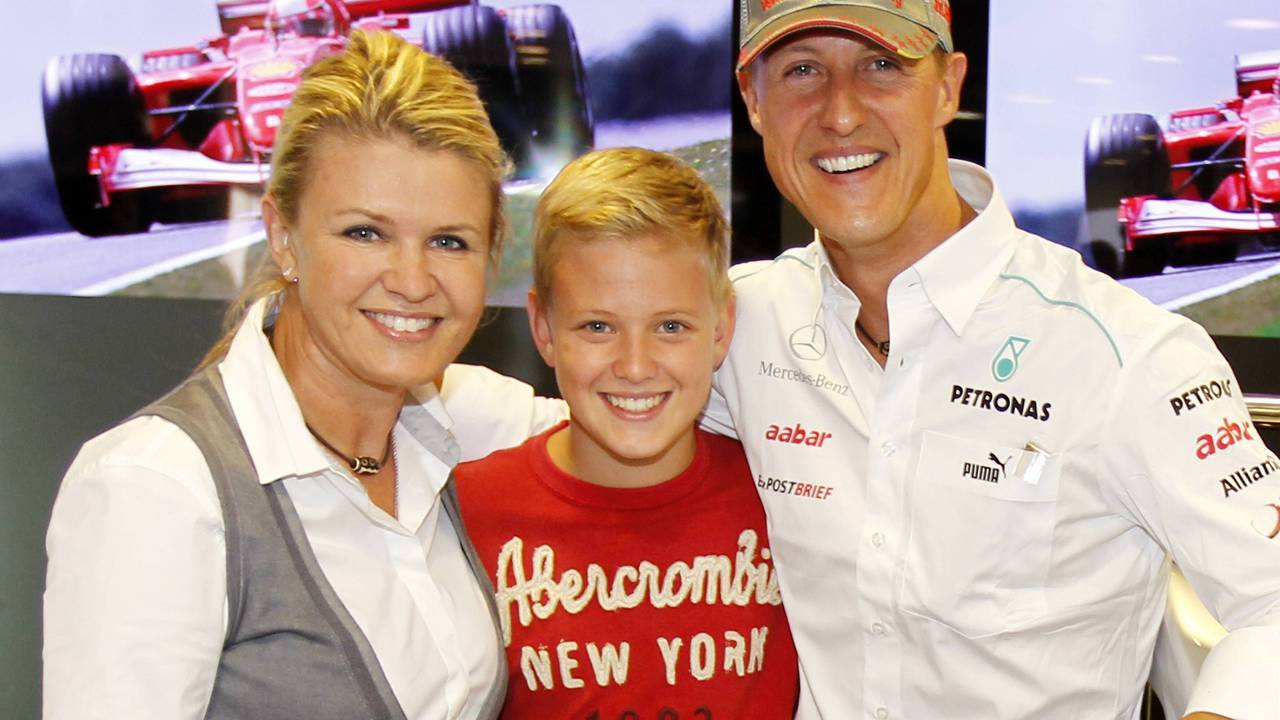 Corinna, Michael und Mick Schumacher am 1. September 2012 am Nürburgring.