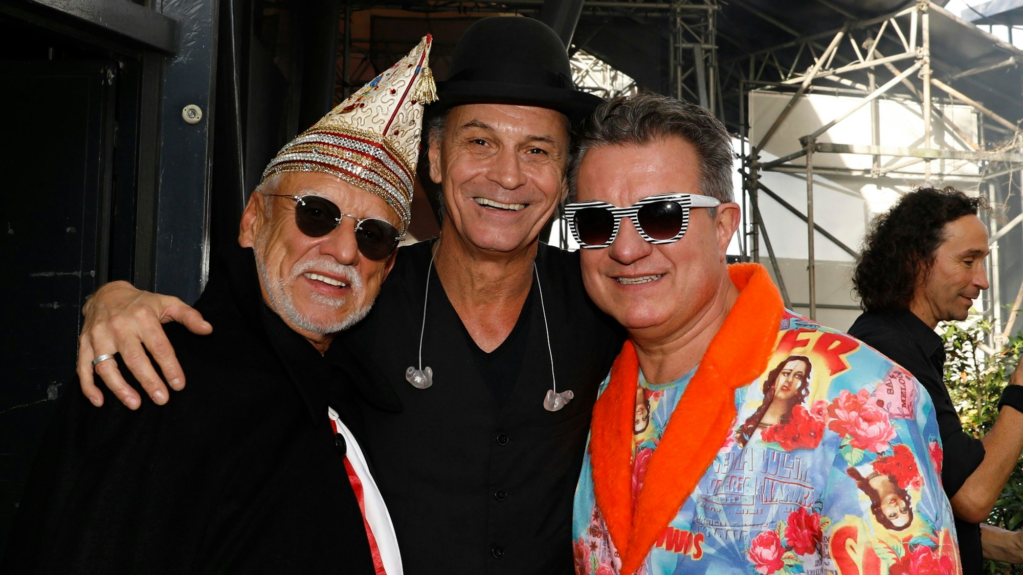 Joachim Zöller mit Peter Brings und Moderator Linus.