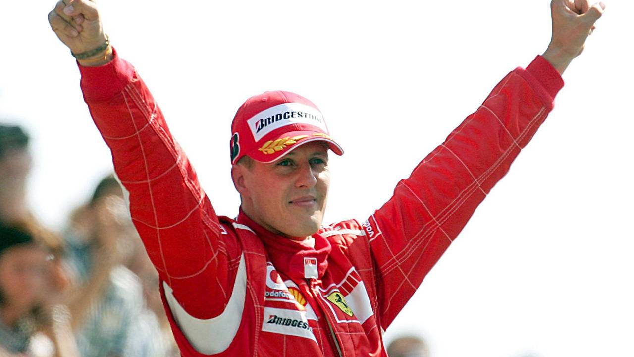 Formel-1-Legende Michael Schumacher, damals Scuderia Ferrari, feiert seinen Sieg beim Großen Preis von Italien in Monza.