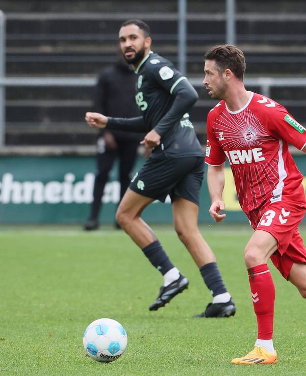 Mark Uth stand nach langer Verletzungspause am Donnerstag (14. November 2024) wieder in einem Spiel bei den FC-Profis auf dem Platz.